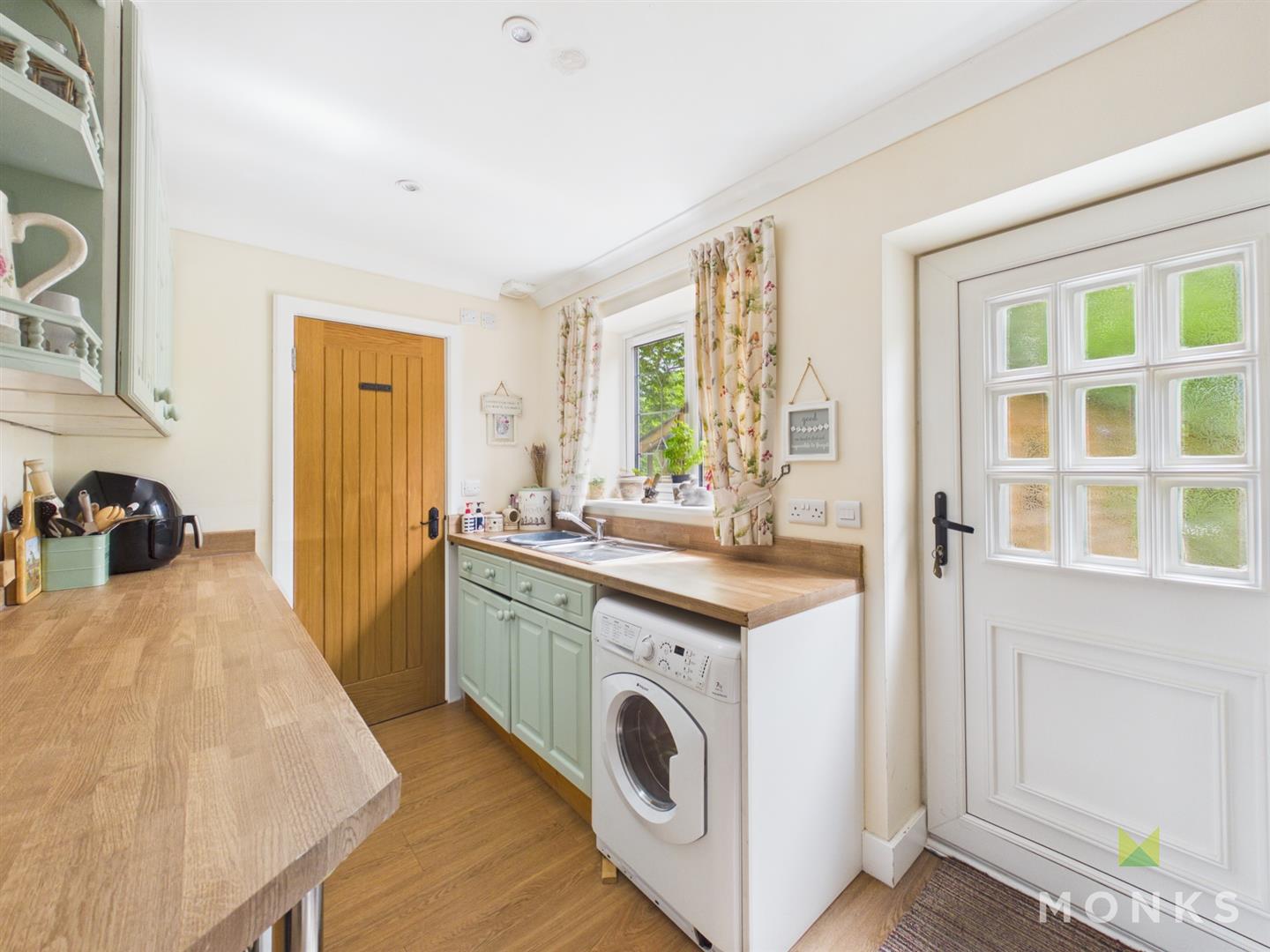 1 The Glebelands, Shrewsbury, SY4 3RU For Sale